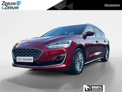 Ruby red (donker rood) Gebruikt 2019 Ford Focus Vignale Stationwagen | € 21.940 (Eerlijke prijs)