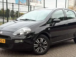 Zwart Gebruikt 2012 Fiat Punto Evo Easy Hatchback | € 3.149 (Eerlijke prijs)
