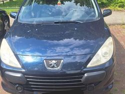Blauw Gebruikt 2008 Peugeot 307 Hatchback | € 1.500 (Eerlijke prijs)