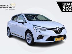 Wit Gebruikt 2020 Renault Clio V Zen Hatchback | € 13.945 (Eerlijke prijs)