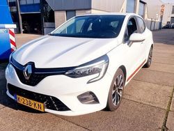 Wit Gebruikt 2021 Renault Clio V Intens Hatchback | € 9.950 (Iets duurder)