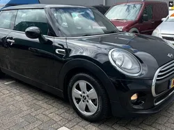 Zwart Gebruikt 2015 Mini ONE Business Hatchback | € 4.750 (Eerlijke prijs)