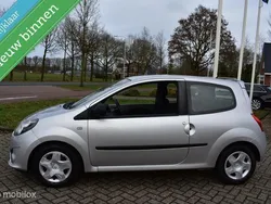 Grijs Gebruikt 2008 Renault Twingo Authentique Hatchback | € 2.350 (Eerlijke prijs)