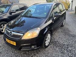 Zwart Gebruikt 2008 Opel Zafira MPV | € 2.850 (Iets duurder)