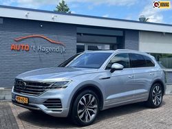 Grijs Gebruikt 2022 VW Touareg SUV | € 56.950 (Goede deal)