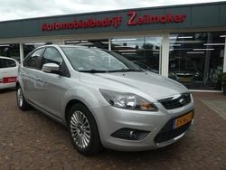 Grijs Gebruikt 2010 Ford Focus Titanium Hatchback | € 2.450 (Eerlijke prijs)