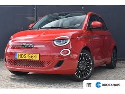 Rood Gebruikt 2025 Fiat 500e La Prima Hatchback | € 28.895 (Duur)