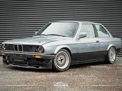 Blauw Gebruikt 1985 BMW 325 Basis Sedan | € 9.950