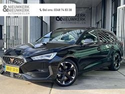 Zwart Gebruikt 2023 Cupra Leon Stationwagen | € 27.849 (Eerlijke prijs)