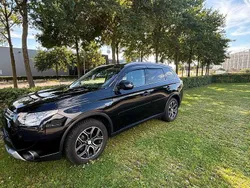 Zwart Gebruikt 2014 Mitsubishi Outlander P-HEV SUV | € 14.500 (Eerlijke prijs)