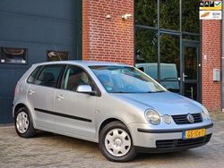 Grijs Gebruikt 2002 VW Polo Highline Hatchback | € 1.250 (Eerlijke prijs)