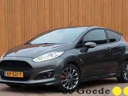 Grijs Gebruikt 2016 Ford Fiesta ST-Line Hatchback | € 8.940 (Eerlijke prijs)