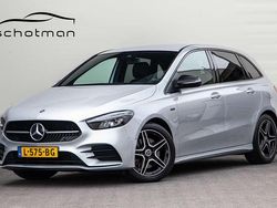 Grijs Gebruikt 2020 Mercedes B250e AMG MPV | € 27.500 (Eerlijke prijs)