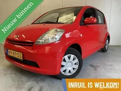 Rood Gebruikt 2005 Daihatsu Sirion Hatchback | € 1.450 (Iets duurder)