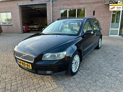 Zwart Gebruikt 2005 Volvo V50 Momentum Stationwagen | € 2.450 (Super prijs)