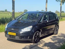 Zwart Gebruikt 2010 Ford S-MAX Trend MPV | € 5.650 (Eerlijke prijs)