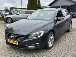 Grijs, metallic lak Gebruikt 2014 Volvo V60 Stationwagen | € 5.500 (Super prijs)