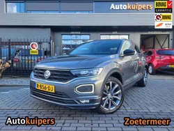 Grijs Gebruikt 2019 VW T-Roc Business SUV | € 28.450 (Eerlijke prijs)