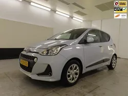 Blauw Gebruikt 2020 Hyundai i10 Premium Hatchback | € 10.999 (Eerlijke prijs)