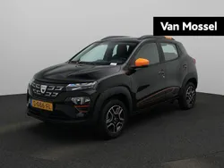 Zwart Gebruikt 2022 Dacia Spring Comfort Plus Hatchback | € 10.900 (Eerlijke prijs)