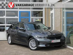 Grijs Gebruikt 2022 BMW 320e Sport Line Stationwagen | € 32.950 (Goede deal)