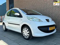 Wit Gebruikt 2007 Peugeot 107 Hatchback | € 1.699 (Eerlijke prijs)