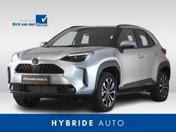 Zilver Nieuw 2024 Toyota Yaris Cross Executive SUV | € 30.950 (Super prijs)