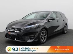 Zwart Gebruikt 2025 Kia Ceed Hatchback | € 29.900 (Eerlijke prijs)