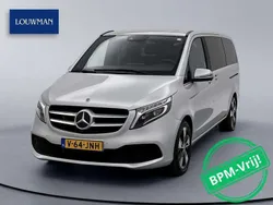 Zilver Gebruikt 2022 Mercedes V250 MPV | € 53.745 (Goede deal)