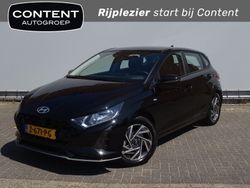 Zwart Gebruikt 2024 Hyundai i20 Comfort Hatchback | € 18.440 (Eerlijke prijs)