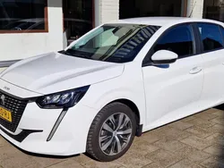 Wit Gebruikt 2020 Peugeot 208 Active Hatchback | € 12.995 (Eerlijke prijs)