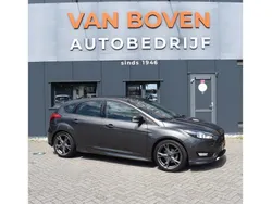 Grijs Gebruikt 2018 Ford Focus Hatchback | € 15.950 (Eerlijke prijs)