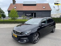 Zwart Gebruikt 2018 Peugeot 308 Premium Stationwagen | € 8.700 (Goede deal)
