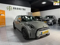 Grijs Gebruikt 2021 Mini ONE Classic Hatchback | € 17.950 (Super prijs)