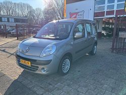 Grijs Gebruikt 2009 Renault Kangoo MPV | € 5.250 (Eerlijke prijs)