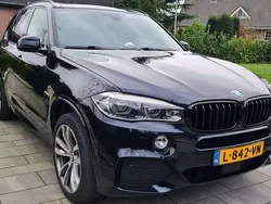 Zwart Gebruikt 2017 BMW X5 Executive SUV | € 34.500 (Eerlijke prijs)