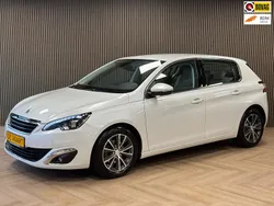 Wit Gebruikt 2015 Peugeot 308 Allure Hatchback | € 10.995 (Iets duurder)