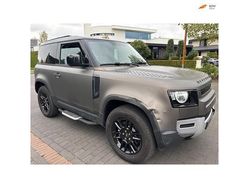 Groen Gebruikt 2022 Land Rover Defender S SUV | € 35.995
