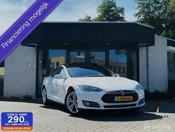 Wit Gebruikt 2015 Tesla Model S Performance Sedan | € 17.900 (Iets duurder)