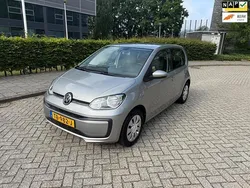 Grijs Gebruikt 2018 VW up! move up! Hatchback | € 8.699 (Iets duurder)