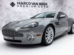 Grijs metallic Gebruikt 2002 Aston Martin Vanquish Coupé | € 79.850