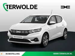 Wit Nieuw 2025 Dacia Sandero Expression Hatchback | € 20.100 (Goede deal)