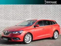 Rood Gebruikt 2019 Renault Mégane GrandTour LIMITED Stationwagen | € 15.445 (Goede deal)