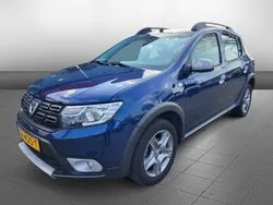 Blauw Gebruikt 2019 Dacia Sandero Stepway Hatchback | € 11.950 (Eerlijke prijs)