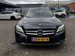 Zwart Gebruikt 2020 Mercedes C300 Stationwagen | € 22.000 (Goede deal)