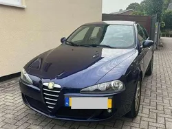 Blauw Gebruikt 2006 Alfa Romeo 147 Progression Hatchback | € 1.000 (Goede deal)