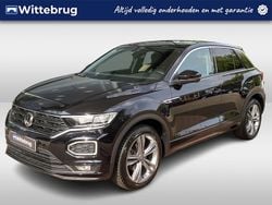 Zwart Gebruikt 2021 VW T-Roc R-line SUV | € 29.450 (Eerlijke prijs)