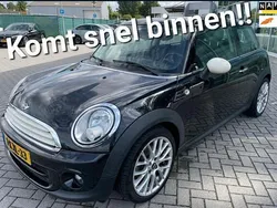 Zwart Gebruikt 2013 Mini ONE Chili Hatchback | € 6.895 (Eerlijke prijs)