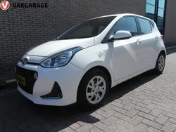 Wit Gebruikt 2019 Hyundai i10 Comfort Hatchback | € 10.600 (Eerlijke prijs)