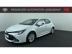 Wit Gebruikt 2024 Toyota Corolla Hybrid Comfort Hatchback | € 28.750 (Super prijs)